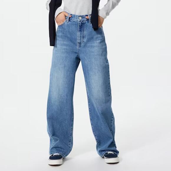 Uniqlo Straight Leg Medium Wash Jeans Size 25x31 - Picture 1 of 6